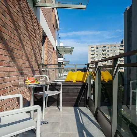 M&j - Garden Gates Apartment