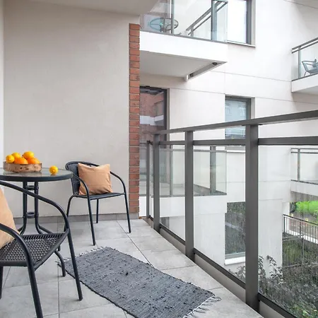 M&j - Garden Gates Apartment *